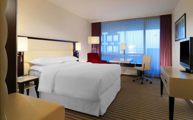 Four Points by Sheraton Munich Arabellapark