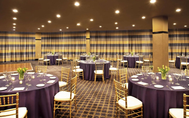 Sheraton Lincoln Harbor Hotel