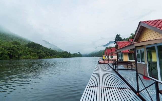 Naphatphorn Resort