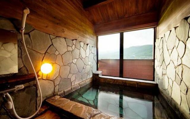 Yufuin Onsen Hotel Poppoan