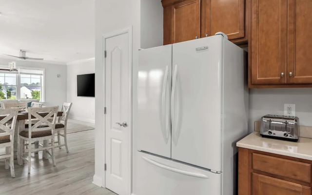 Grande at Canal Pointe A Coastal Getaway