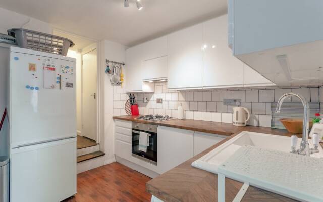 Bright 1 Bedroom Flat in Finsbury Park