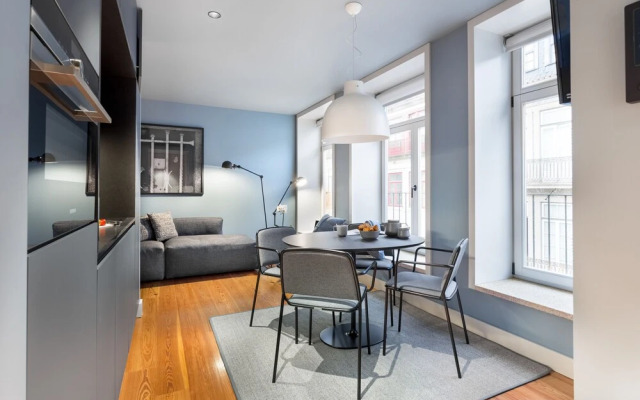 ALTIDO Smart Self Check-In 2-BR Apartment in Porto