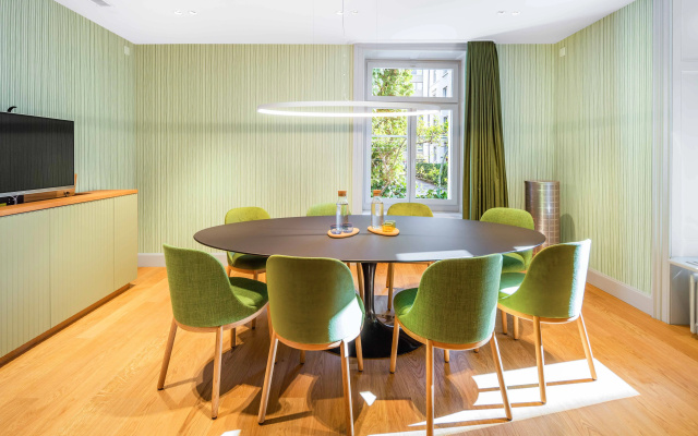 Alma Hotel - Boutique hideaway by the lake with rooftop and ladies-only wellness – Guest Rooms – Zurich