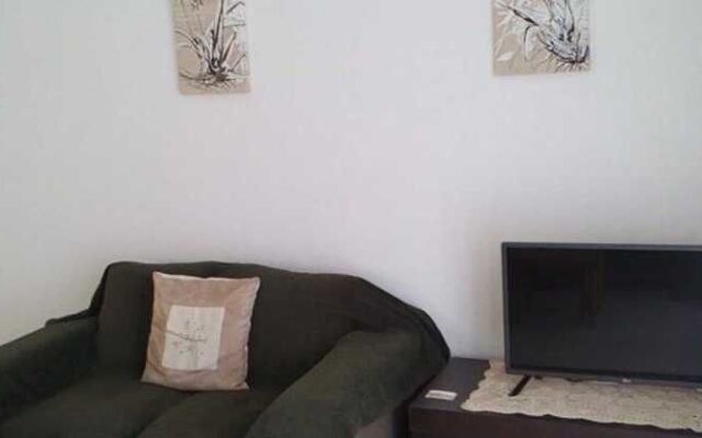 Pari Holiday Studio
