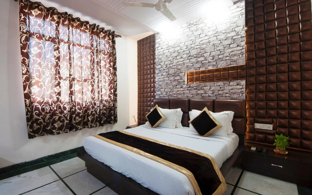 Hotel Apra Inn – Guest Rooms – Delhi