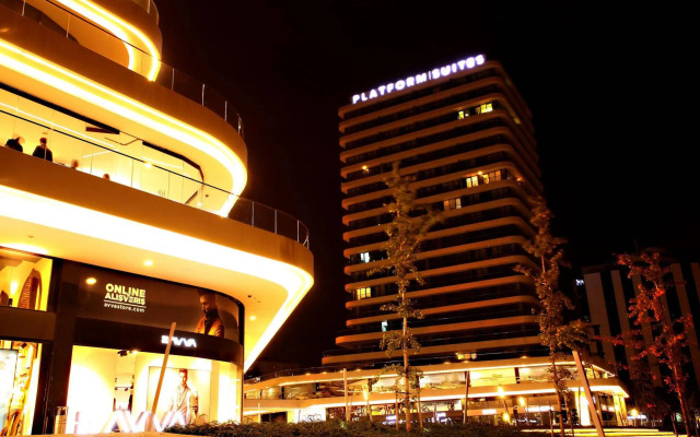 Platform Merter Suites