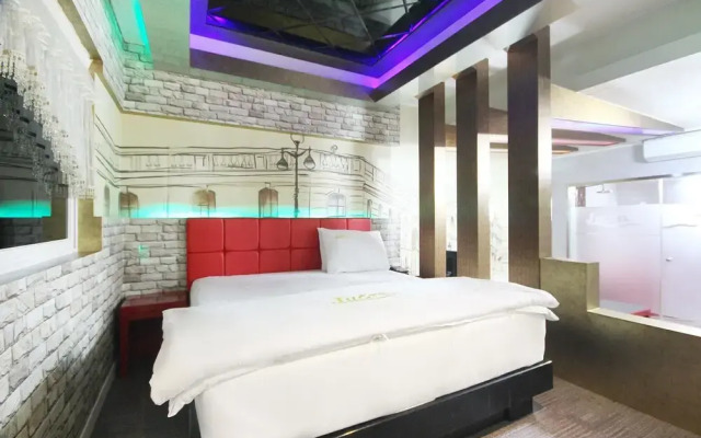 Gimcheon J Self Check-in Motel