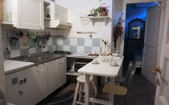 Coppola A - Via Foria 216