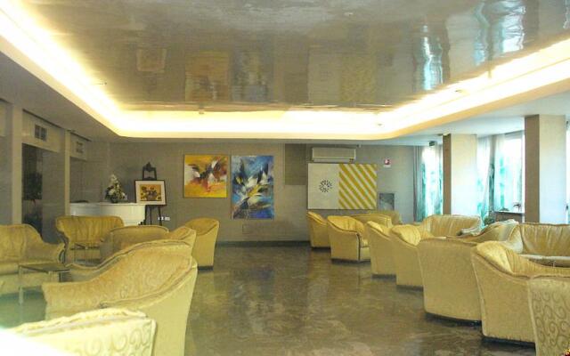 Eden Beach Club
