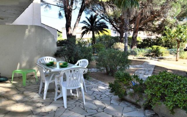 Appartement Cavalaire-sur-Mer, 2 pièces, 4 personnes - FR-1-226B-111