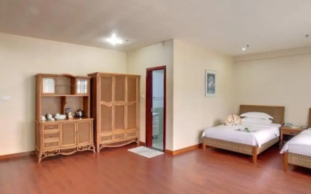 Southeast Huadu Hot Spring Hotel