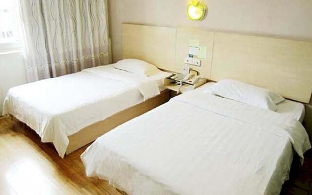 Yulin Jingtong Business Hotel