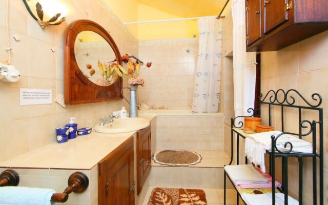 House Il Casale Monticiano