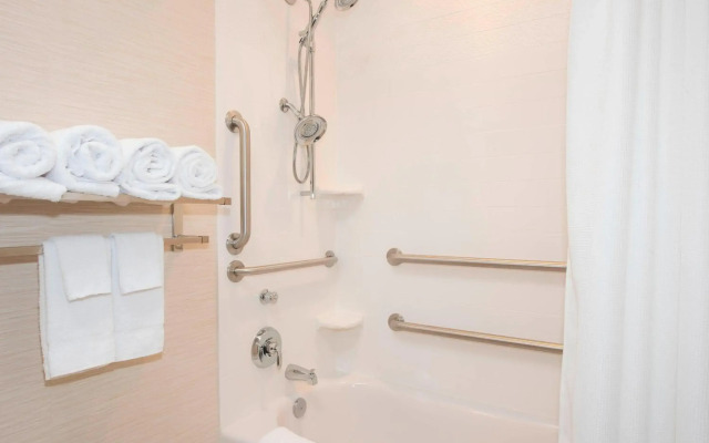 Fairfield Inn & Suites Fredericksburg