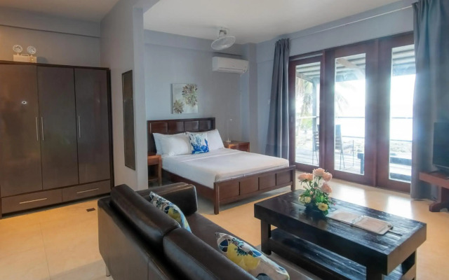 Reef Beach Resort