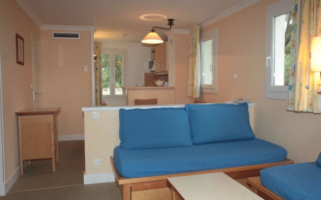 SOWELL Family Port Grimaud