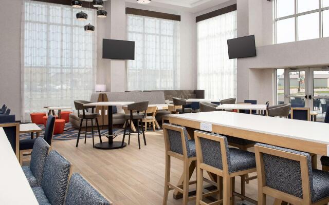 Hampton Inn Warroad, MN