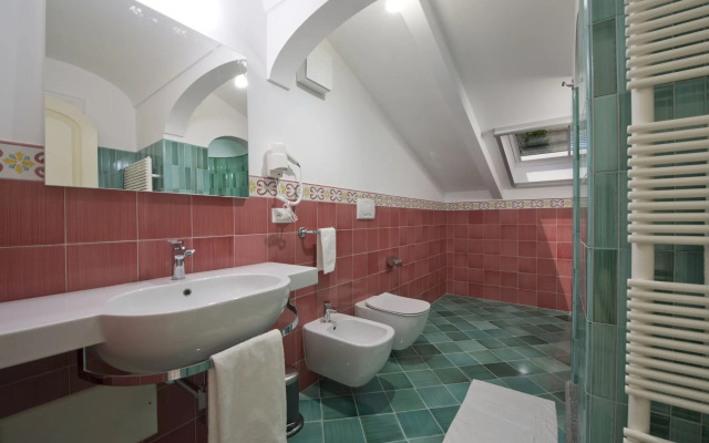 Albadamare Boutique Hotel