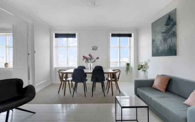 Cozy Two-bedroom Apartment in Copenhagen Osterbro
