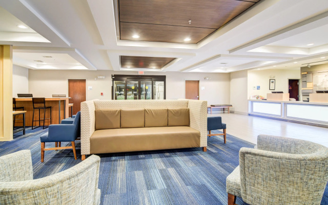 Holiday Inn Express & Suites Foley by IHG