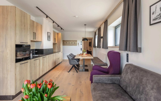 Emma Deluxe Aparthotel