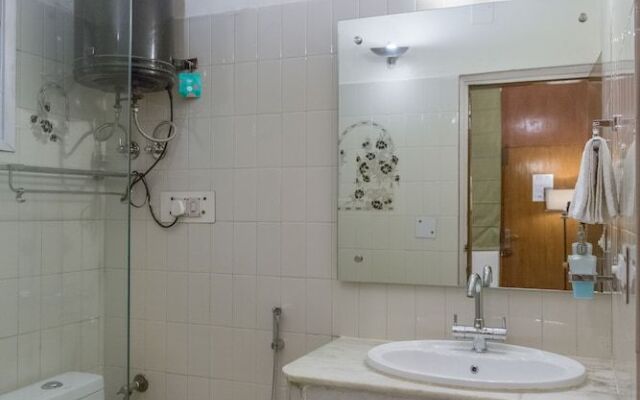 Under My Roof Hauz Khas