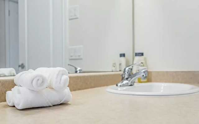 Lady Valentina Boutique Home