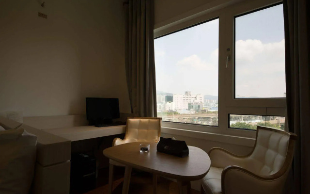 Smart Tourist Hotel