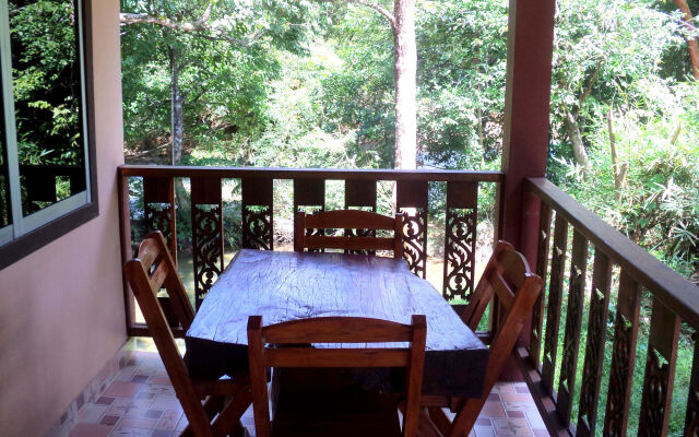 Khao Sok Island Resort and Spa