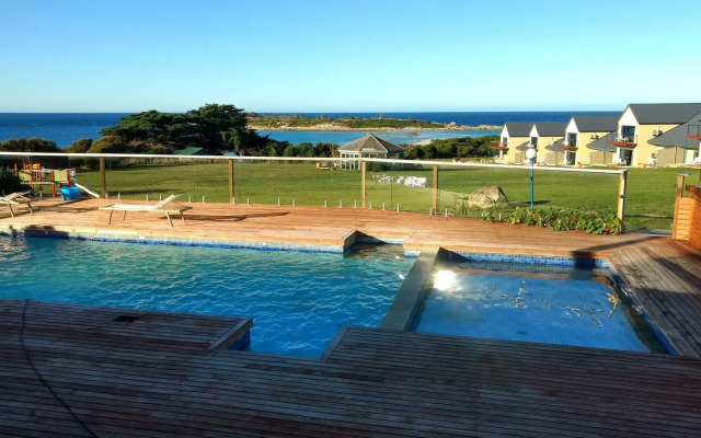Diamond Island Resort & Penguin viewing