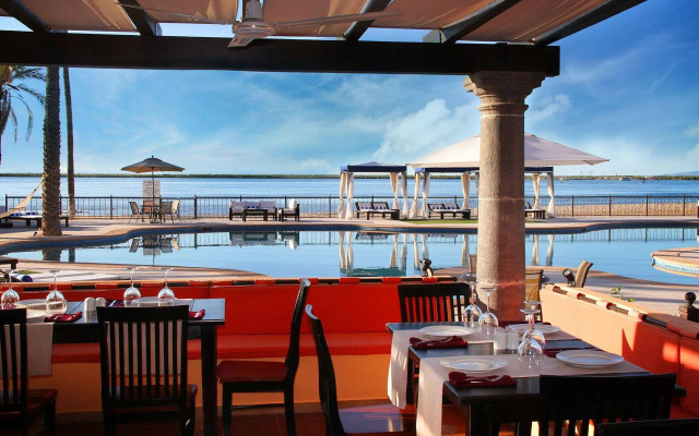 La Posada Hotel & Beach Club