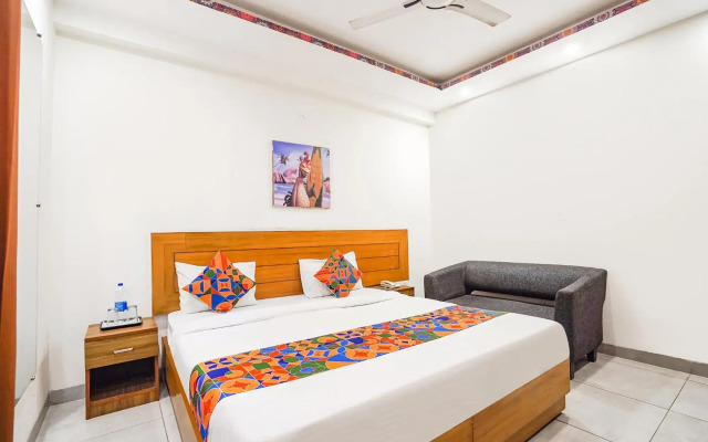 FabHotel NStay 32