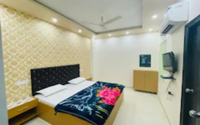 Fabhotel Us Inn