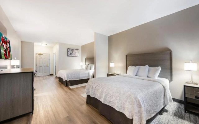 Red Roof Inn PLUS+ & Suites Birmingham - Bessemer