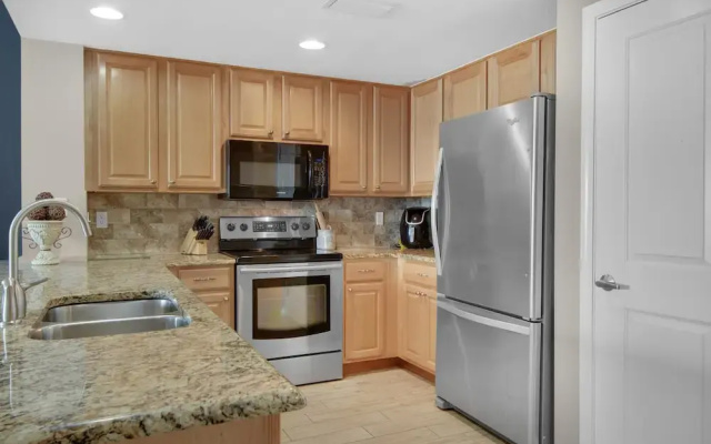 Grandview East 1204