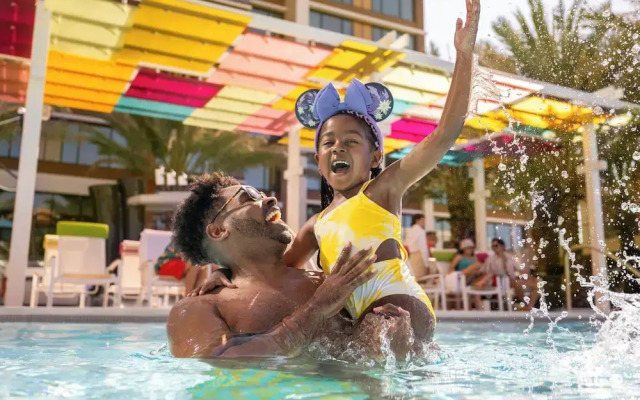 The Villas At The Disneyland Hotel