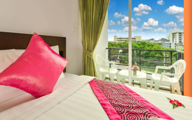 Zephyr Grand Hotel
