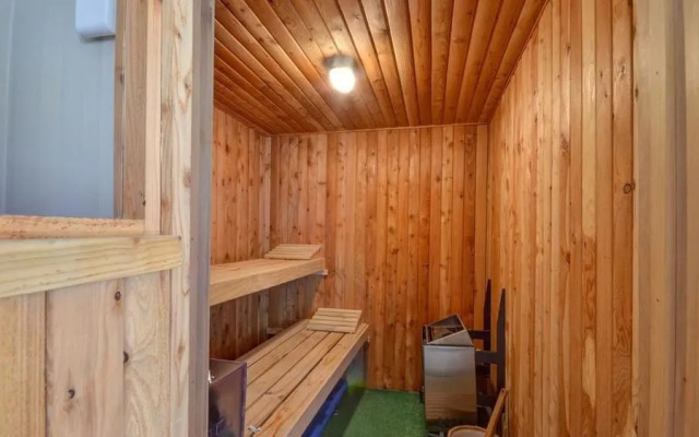 Aries Lake View Villa