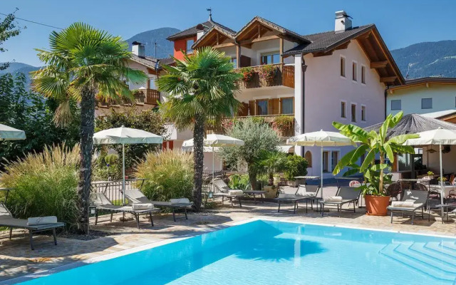 Hotel Christine