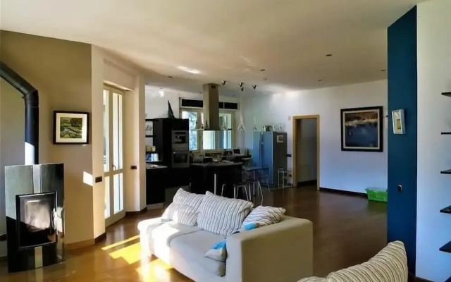 Villa Oliveto with Pool and Lake view