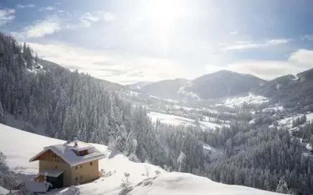 Sotciastel Apartment