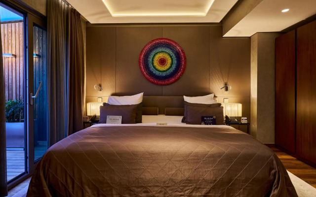 Seres Hotel Old City