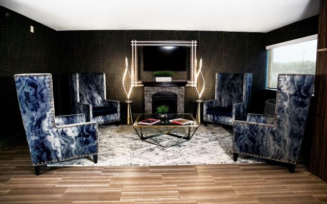 Radisson Hotel McAllen Airport