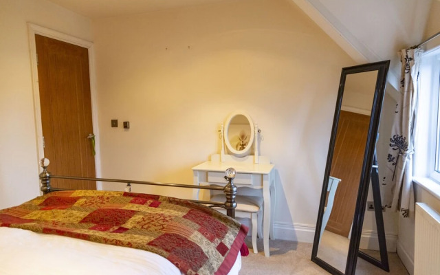 Luxury Apt No. 2 - One Bed Apartment