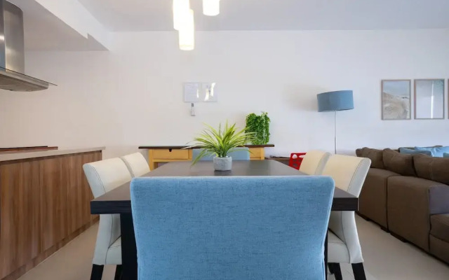 Mareazul 2 Bedroom Condo