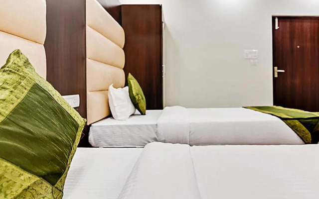 Treebo Resto- Near Lucknow Railway Station