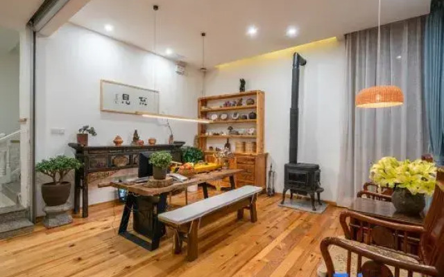 Lijiang is gone Snow Mountain View House