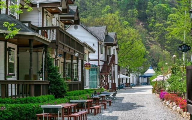 Yeomiji Pension