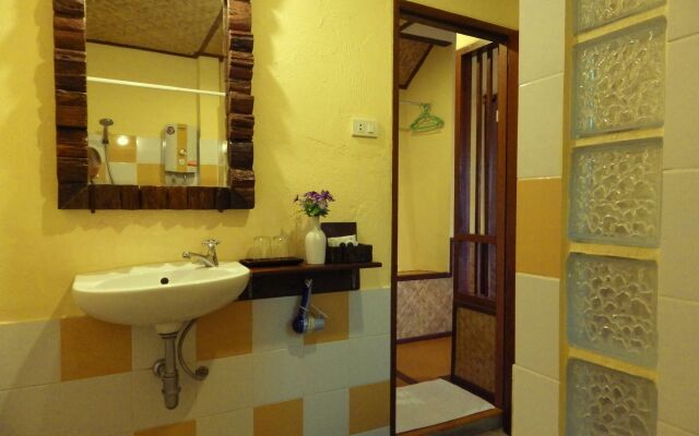 PuraVida Pai Resort